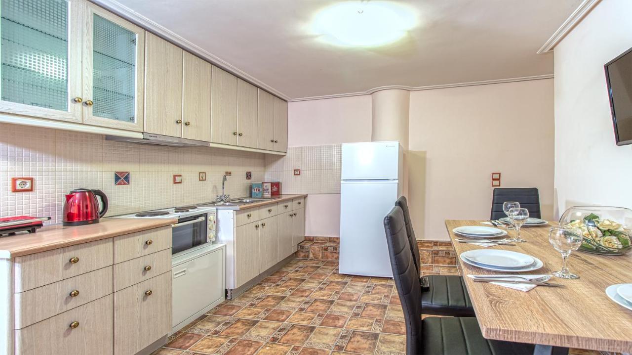 Filippos Acharnes Apartment Bagian luar foto