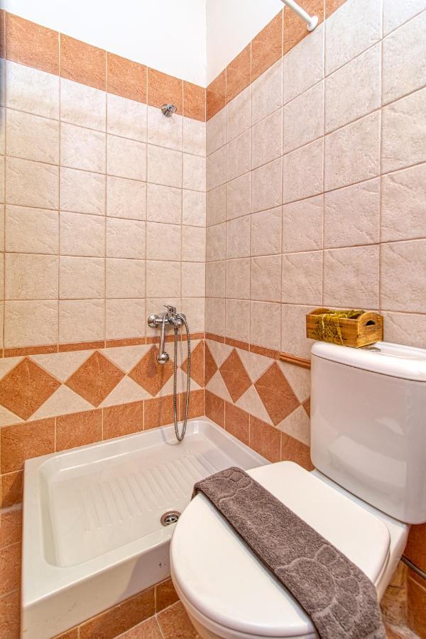Filippos Acharnes Apartment Bagian luar foto