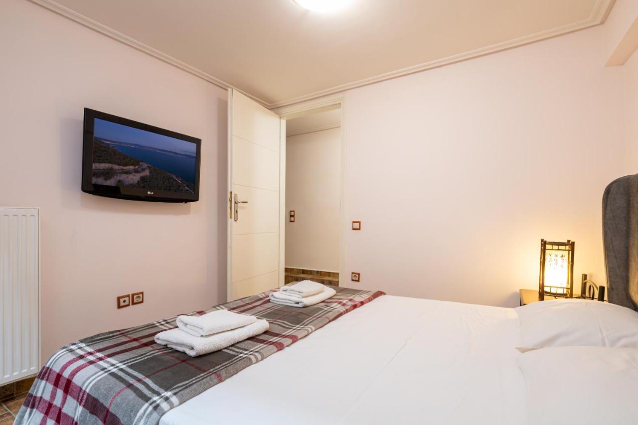 Filippos Acharnes Apartment Bagian luar foto