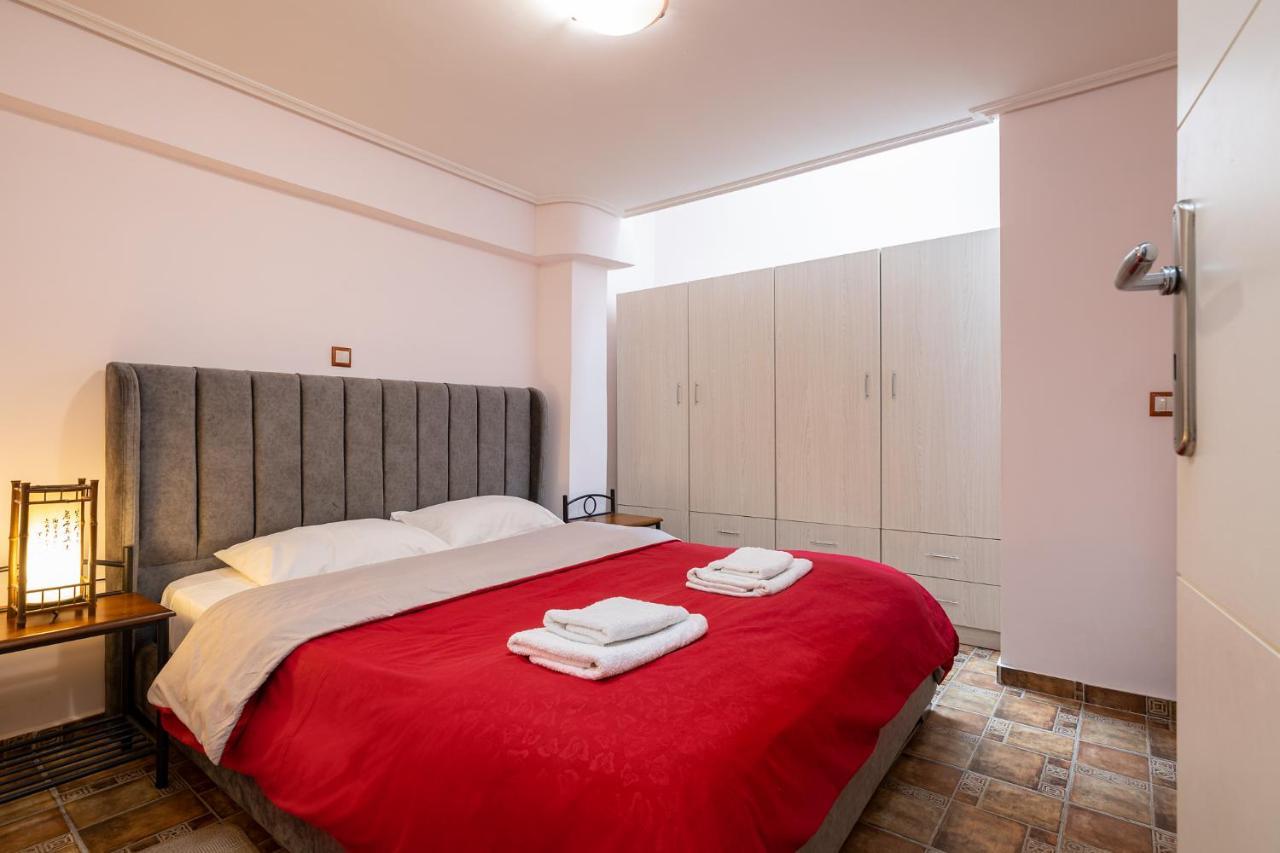 Filippos Acharnes Apartment Bagian luar foto